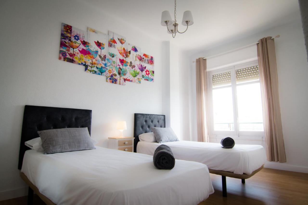 Holidays2Malaga Terraza & Junto Puerto Deportivo Εξωτερικό φωτογραφία